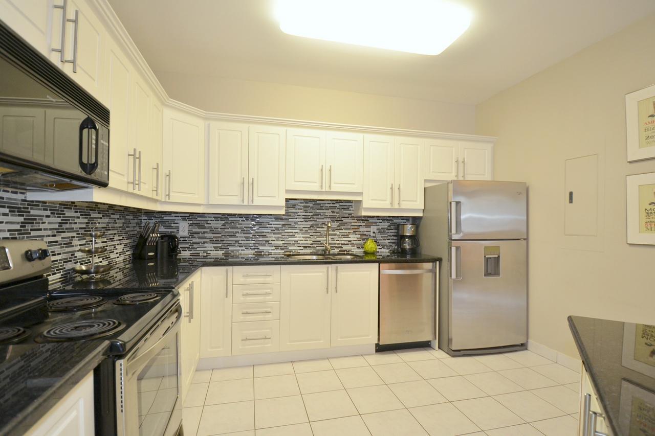 The Soma Furnished Residences Hamilton Eksteriør bilde