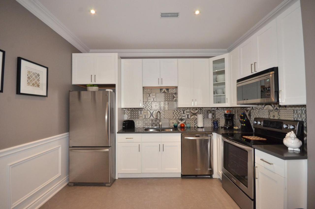 The Soma Furnished Residences Hamilton Eksteriør bilde