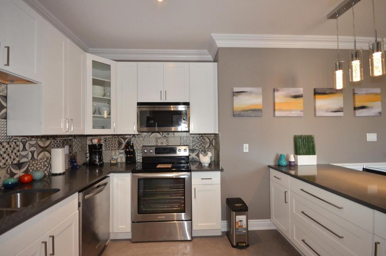 The Soma Furnished Residences Hamilton Eksteriør bilde