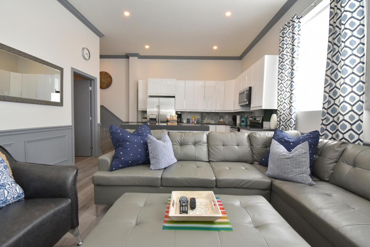 The Soma Furnished Residences Hamilton Eksteriør bilde